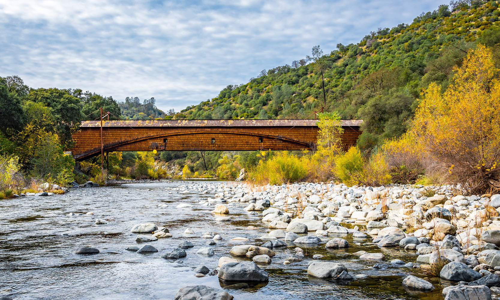 bridge-over-south-yuba-river-in-fall