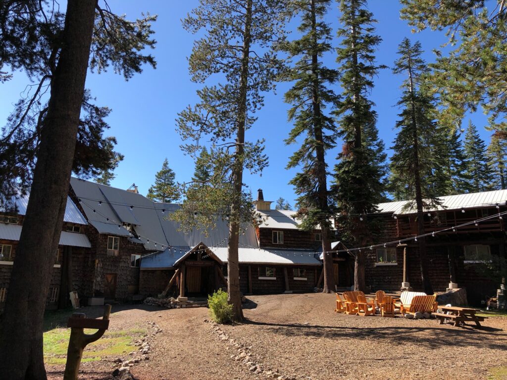 Exterior of the Clair Tappaan Lodge in the summer